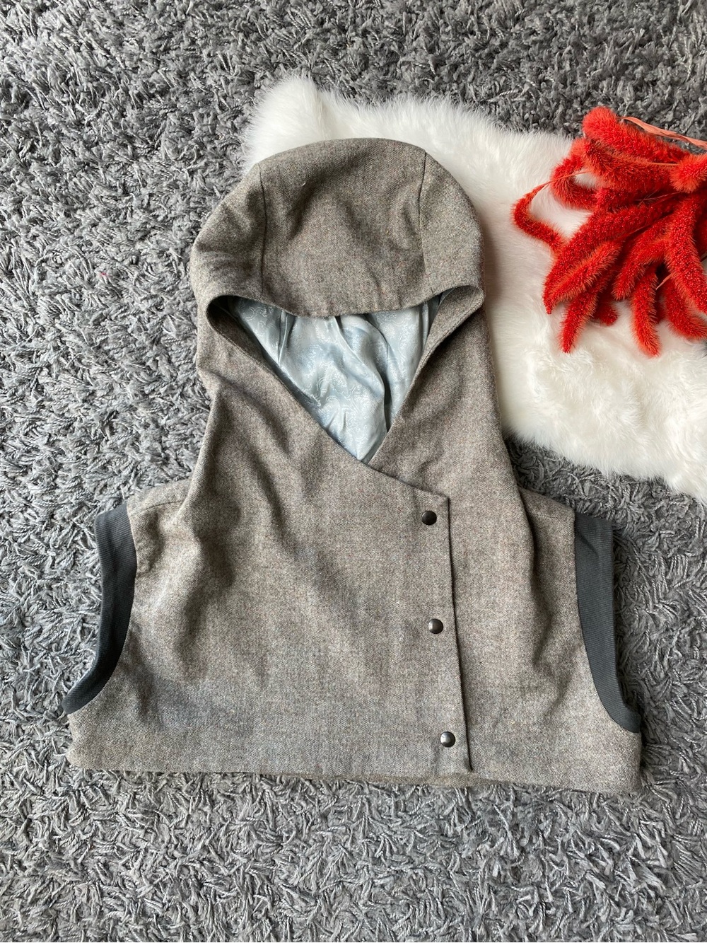 Melow by Melissa Bolduc Wool Blend Hooded Cropped Vest